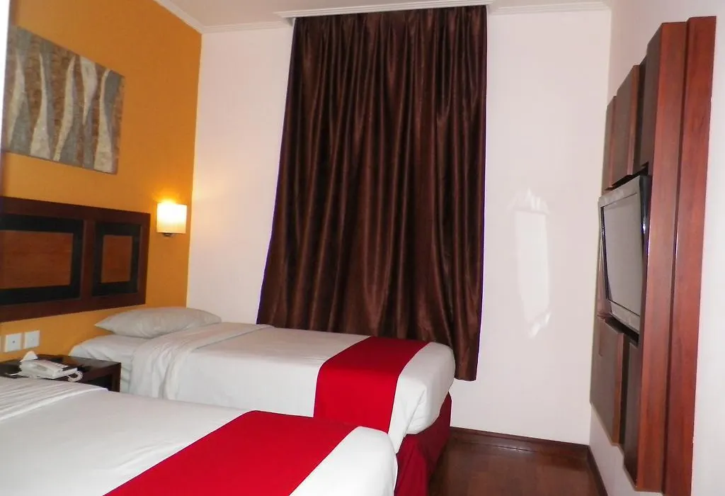 Lampion Hotel Solo-1